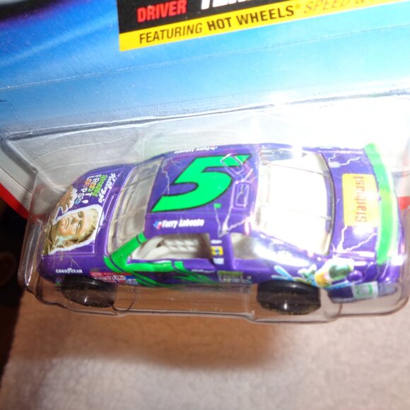 Terry LaBonte Hot Wheels Pro Racing 1/64 Car Kellogg's Spooky Fruit Loops 1997 - Picture 9 of 14